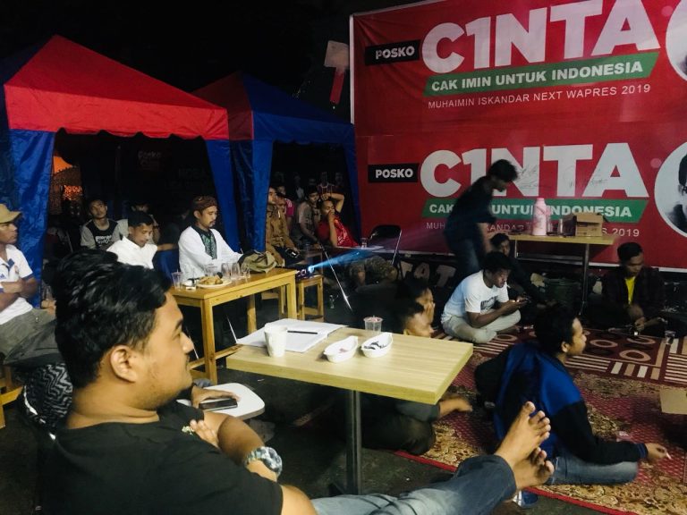 Ramainya Nobar Liga Champion ala Posko CINTA
