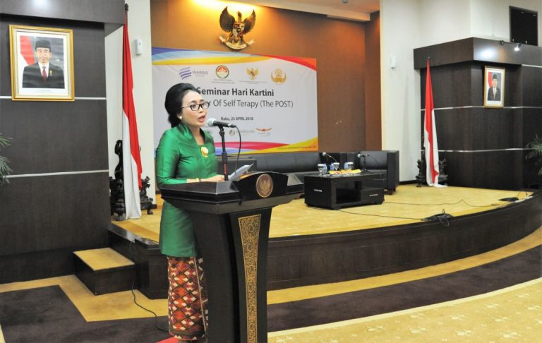 Bintang Puspayoga: Kartini Masa Kini Mesti Percaya Diri, Mandiri dan Kreatif