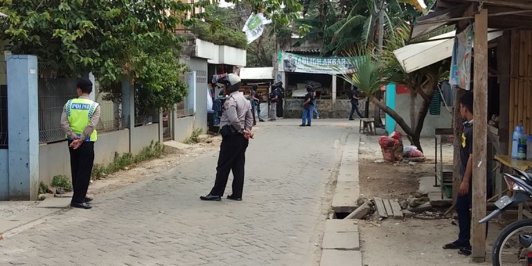 Densus 88 Tangkap Dua Orang Terduga Teroris di Tangerang
