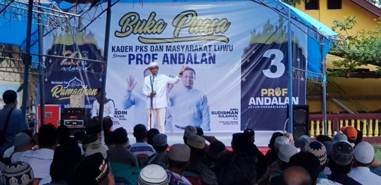 Prof Andalan Buka Bersama Dengan 800 Warga dan Tokoh Luwu