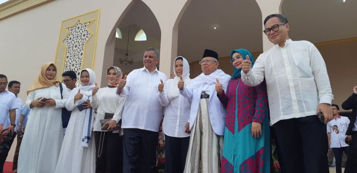 Pertamina menyerahkan bantuan secara simbolis ke Ponpes An-Nawawi Tanara, Serang