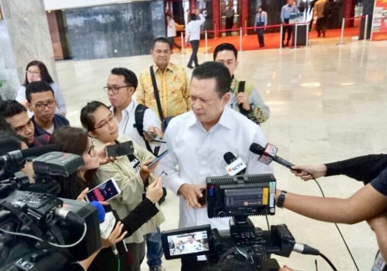 Bamsoet Mengaku Tak Persoalkan Pilihan Politik Mahfud MD