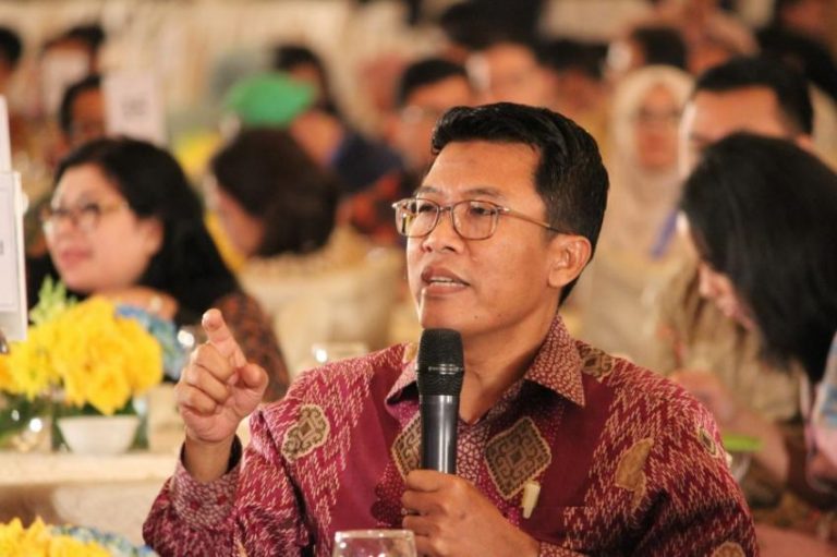 Sebelum Kritik Jokowi, AHY Disarankan Berguru ke Ibas