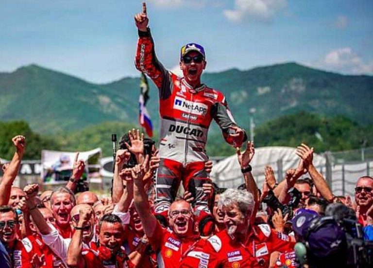 Ditinggal Dani Pedrosa, Repsol Honda Resmi Dapatkan Jorge Lorenzo