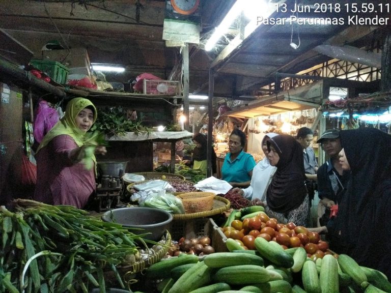 H-1 Lebaran, Harga Kebutuhan Pokok Stabil