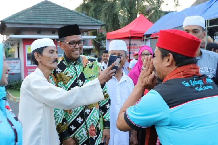 Tokoh Masyarakat Bulurokeng Satukan Dukungan untuk Prof Andalan