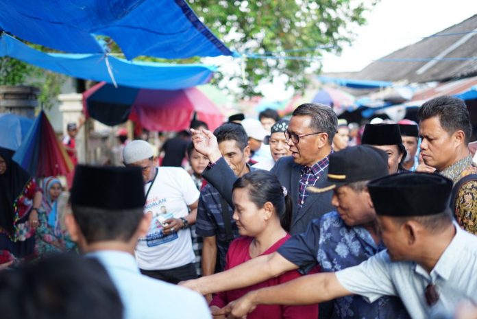 Prof Nurdin Abdullah Blusukan di Pasar Sentral Bulukumba