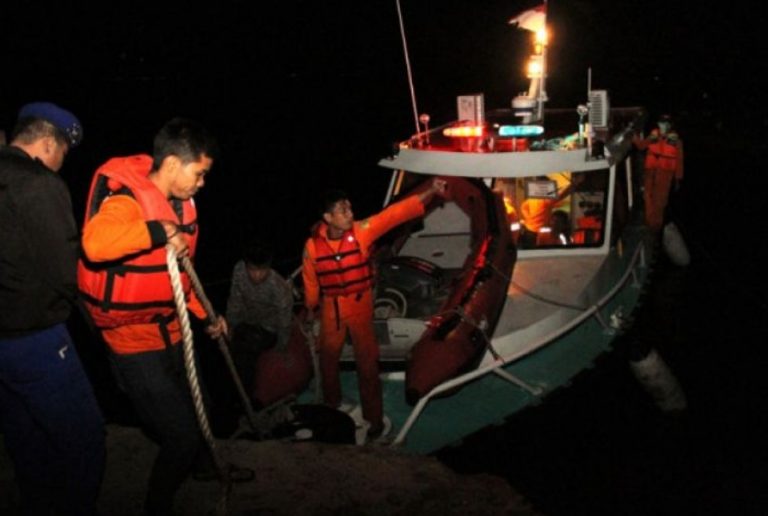 Tenggelamnya KM Sinar Bangun Diduga Kelebihan Muatan
