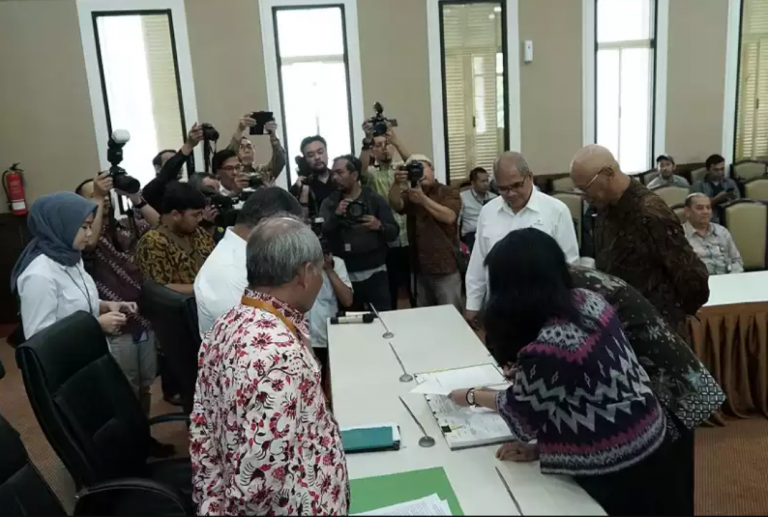Kementerian ESDM Tandatangani Kontrak Bagi Hasil WK Migas