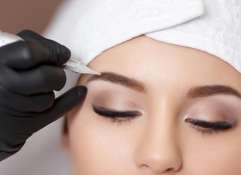 Ladies, Cek Nih Mitos dan Fakta Sulam Alis