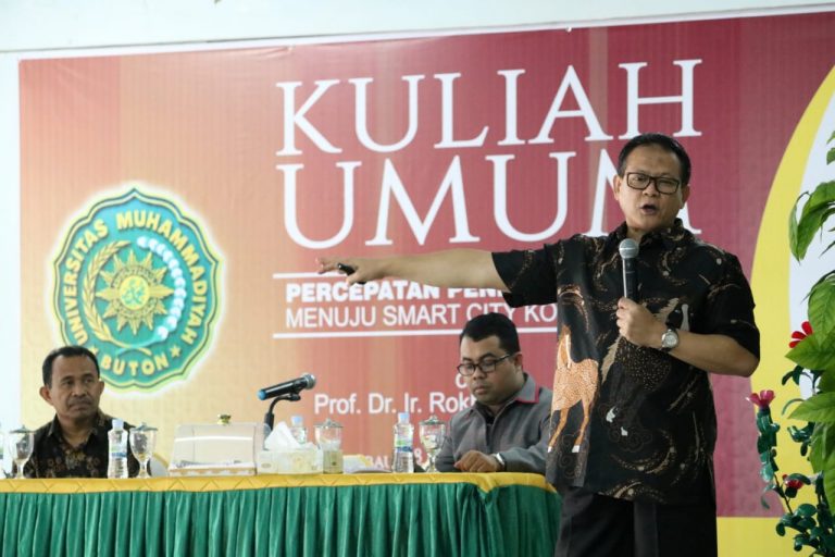 Prof. Rokhmin Dahuri Tekankan Pentingnya Percepatan SDM di Bau Bau