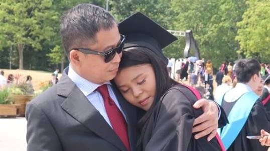 Unggah Foto Bersama Putri, Jonan Tarik Perhatian Netizen