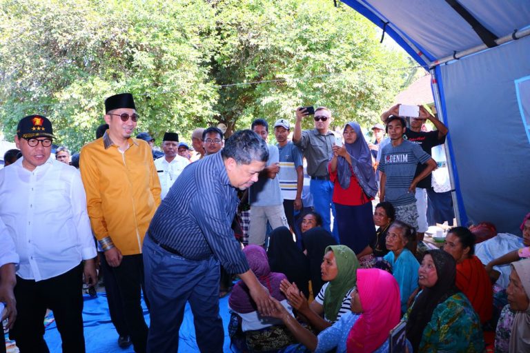 Sambangi Korban Gempa Lombok, Fahri Hamzah Fokus di Dua Daerah Ini