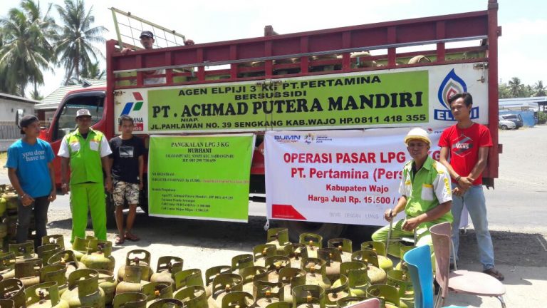 Dua Kali Tambah Pasokan, Pertamina Operasi Pasar di Wajo