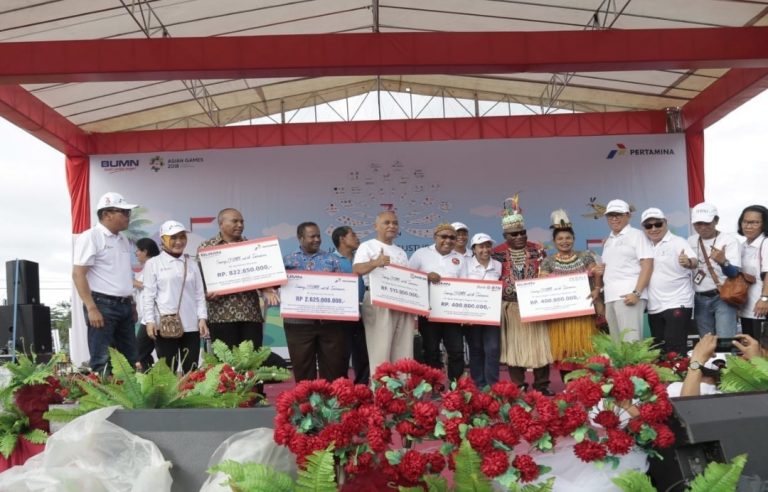 Pertamina Salurkan CSR Rp 3,4 M untuk Bangkitkan Energi di Tanah Papua