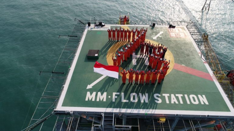 Semangat Merah Putih dari Anjungan Lepas Pantai PHE ONWJ