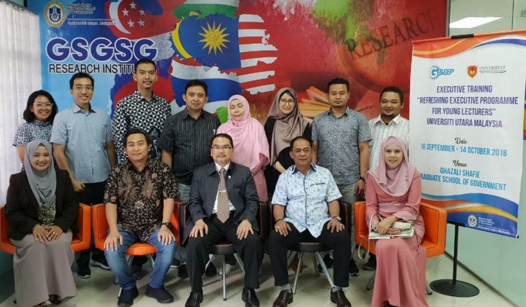 Perkuat Jaringan Internasional, UNKRIS Kirim Dosen Muda ke Malaysia