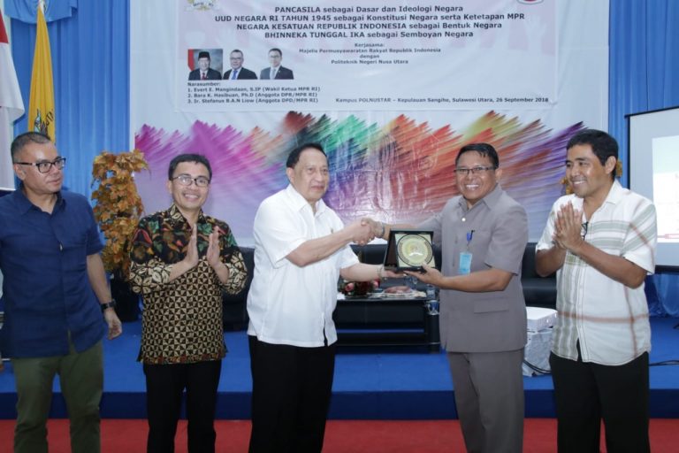 MPR Ingin Politeknik Nusa Utara Lahirkan ‘Engineer’ Penuh Inovasi