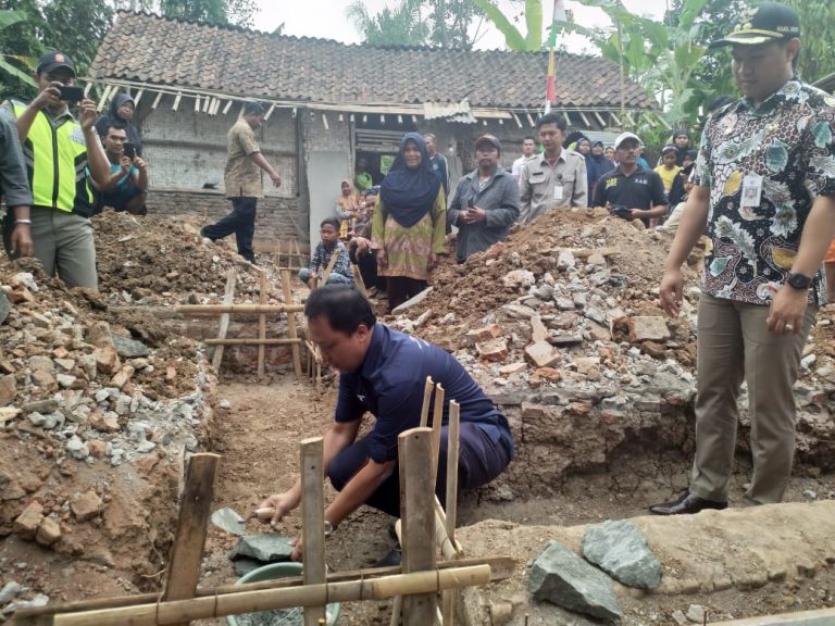 Pertamina Renovasi 20 Rumah Tak Layak Huni Di Cilacap