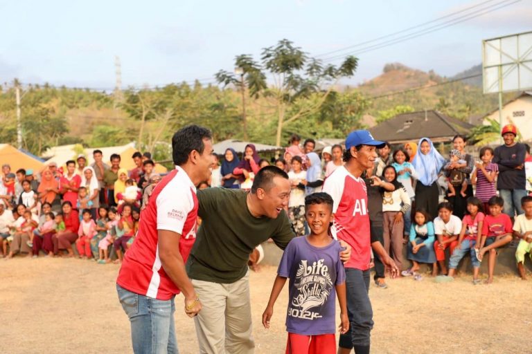 Gandeng Atlet dan Grup Band, Menpora Bantu Pulihkan Trauma Korban Gempa Lombok