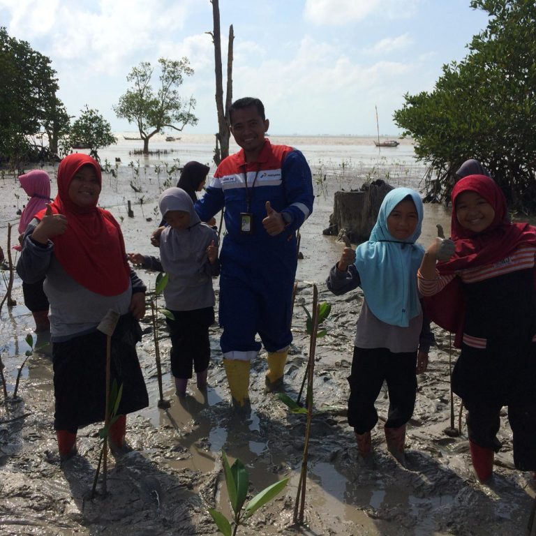 Taman Edukasi Mangrove Pertamina untuk Pesisir Pangkal Pinang