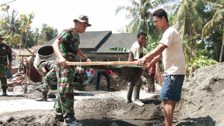 Memasuki Hari ke Lima Pembuatan Talud Terus Dipicu
