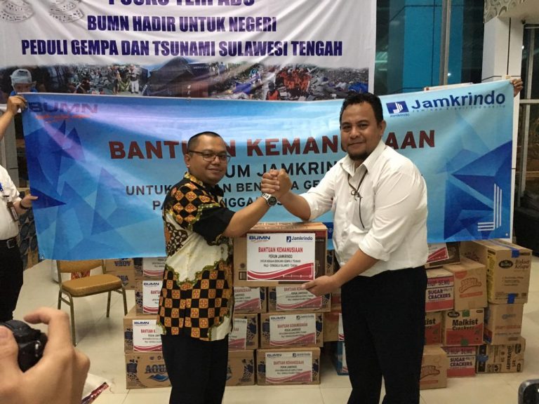Perum Jamkrindo Gelontorkan Sejumlah Kebutuhan Pokok untuk Korban Gempa Palu