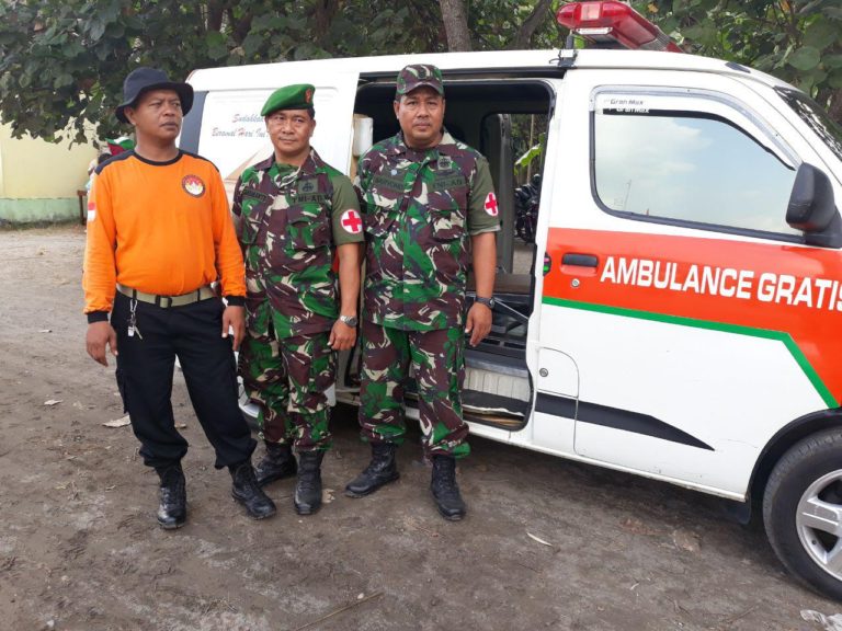 Selama Upacara Pembukaan TMMD Berlangsung, TNI Siagakan Tim Kesehatan