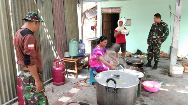 Dapur Umum, Tak Dapat Dipisahkan Dengan Kegiatan TMMD