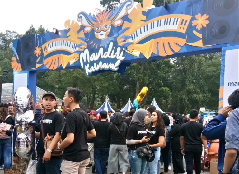 Ribuan Mandirian padati #MandiriKarnaval di GBK Senayan