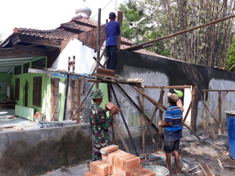 Berkat TNI Kampung Balecatur Jadi Tertata Rapi