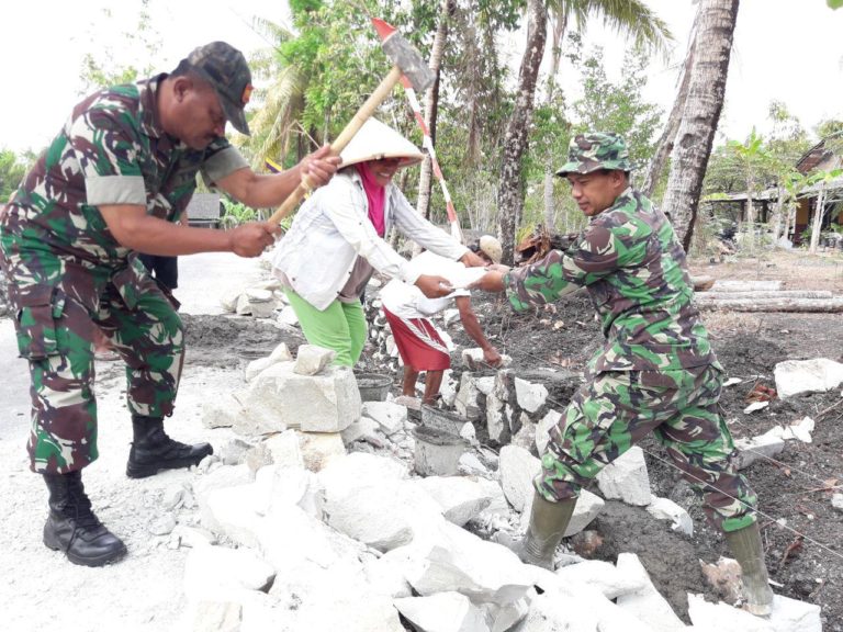 Kades balecatur : semoga jerih payah bapak tni dapat balasan dari Allah