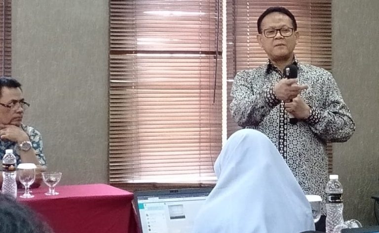 Rokhmin Dahuri dorong Profesional untuk Produktif hasilkan Karya Ilmiah