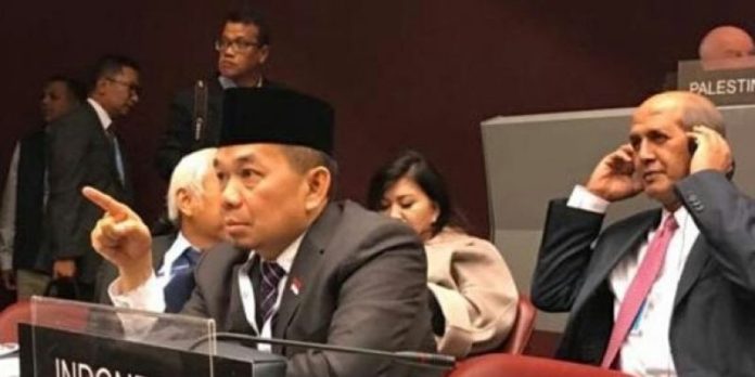 Jazuli Juwaini Ketua Fraksi PKS DPR