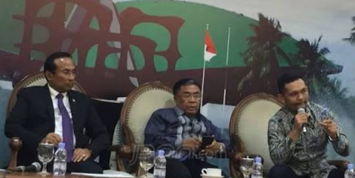 Politik Empat Pilar versus Radikalisme dan Konservatif Politik