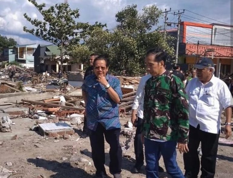 BBM langka, Jokowi minta masyarakat Palu bersabar