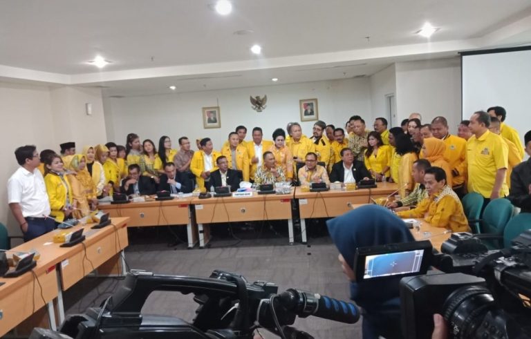 Nahkodai Golkar Jakarta, Rizal Mallarangeng Sesumbar Kalahkan PDIP