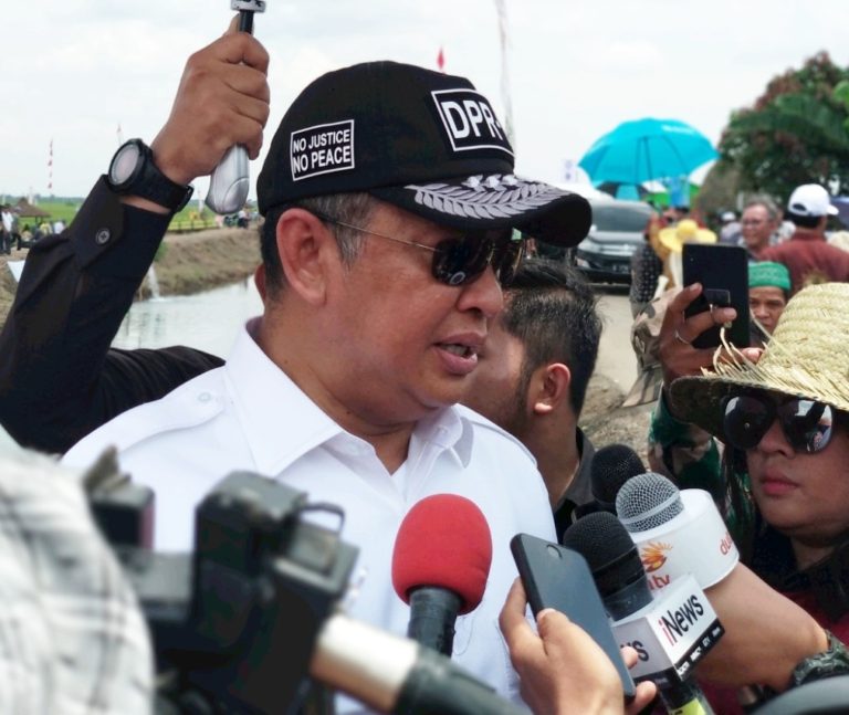 Puji Kinerja Mentan, Ketua DPR: Harus Lanjut Dua Periode