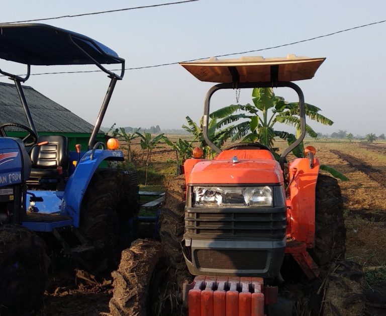 50 Poktan di Luwu Dapat Bantuan Alsintan Hand Tractor