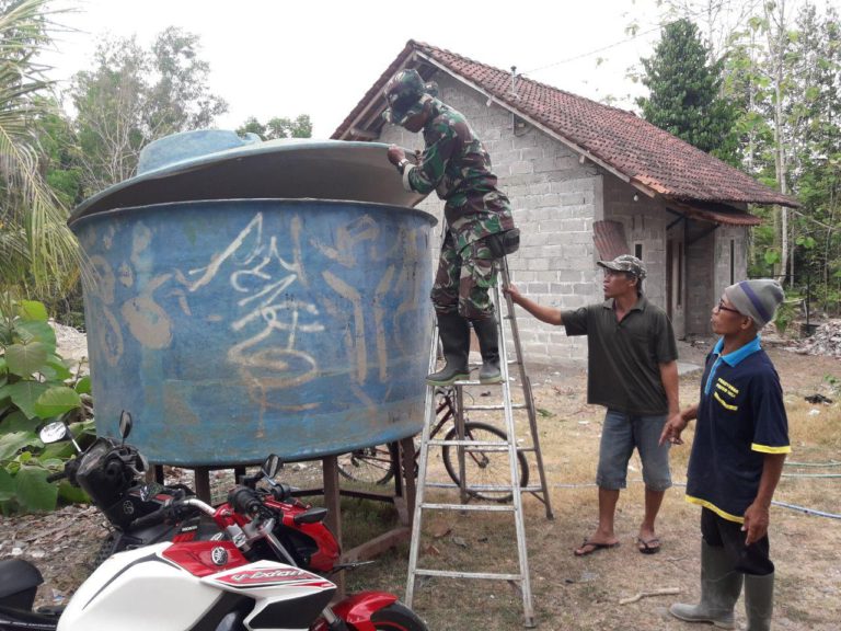 Satgas Cek Tampungan Air Sebelum di Gunakan