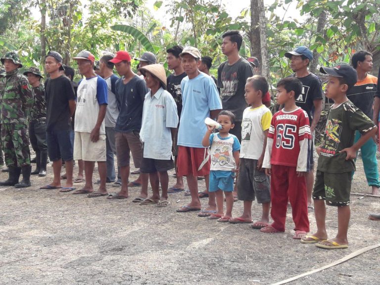 Anak-anak Desa Ikut Turut Serta Apel Pagi Bersama TNI