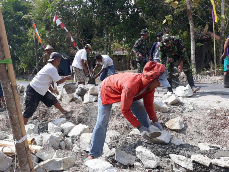 Hari Ke-3 Pra TMMD Sasaran Masih Pembuatan Talut