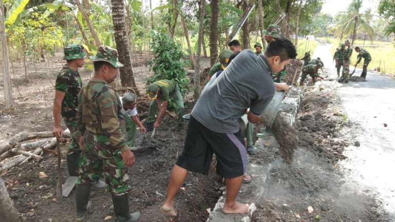 Pengerjaan Talud Sudah Mulai Urug Tanah