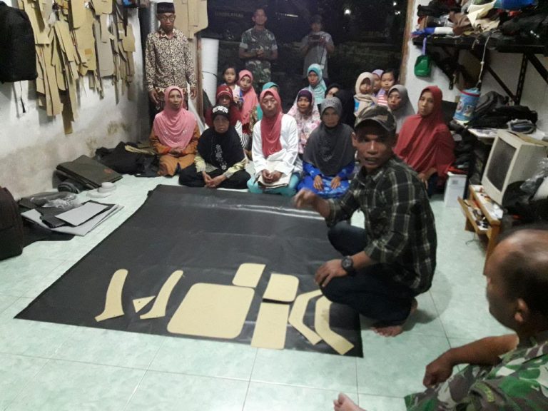 Warga Di Beri Penyuluhan Tentang Industry Rumah Tangga