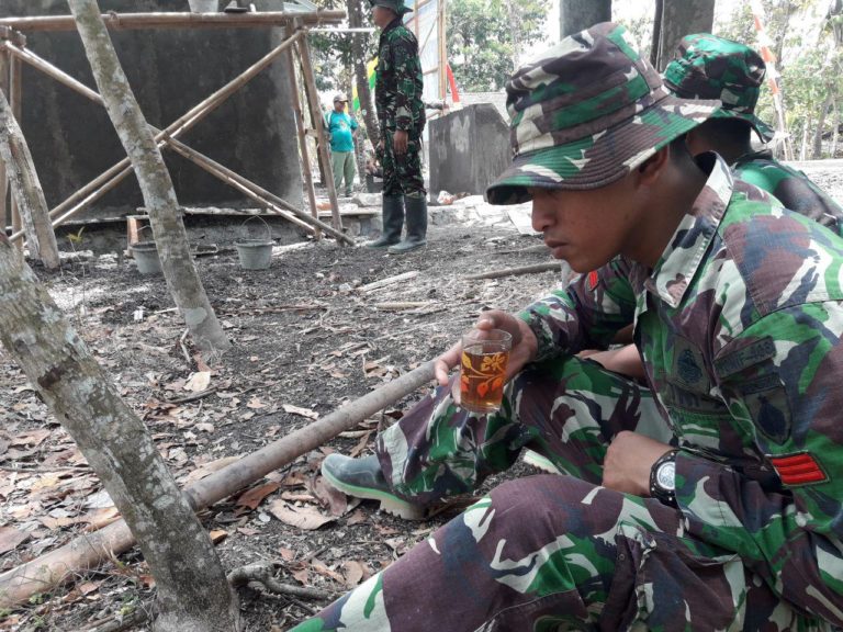 Segelas Teh Mampu Lepaskan Dahaga