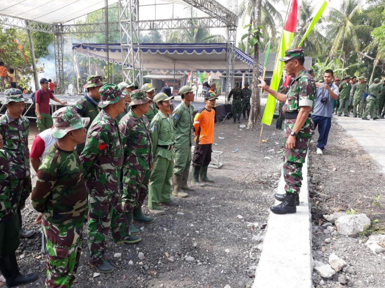 Apel persiapan pembagian tugas anggota Satgas TMMD 103  Kodim Sleman