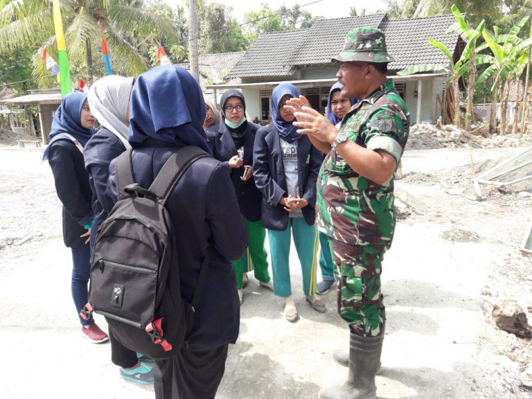 Dihari Libur Satgas TMMD Gandeng Mahasiswa UNISA Untuk Turut Berpartisipasi