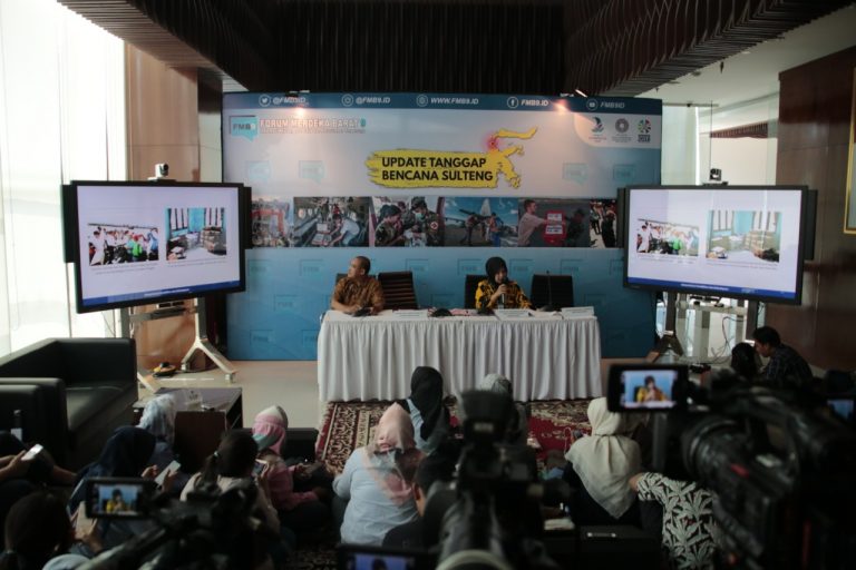 Kemendikbud Bangun Sekolah Darurat untuk Pelajar Sulteng
