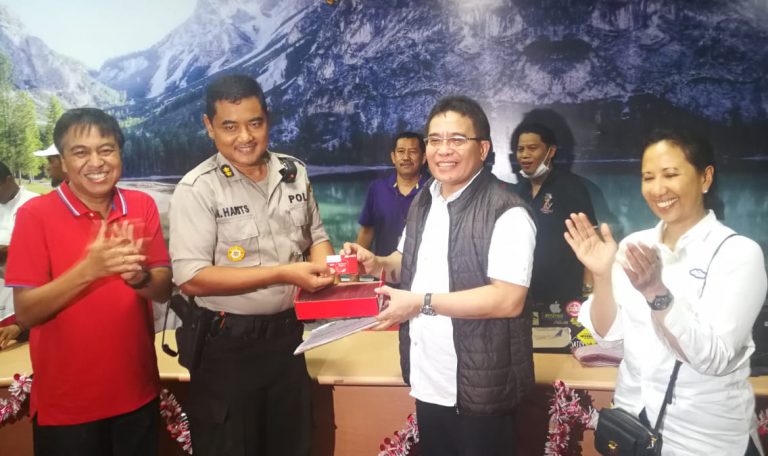 TelkomGroup bagikan 1000 Simcard untuk Polda Sulteng