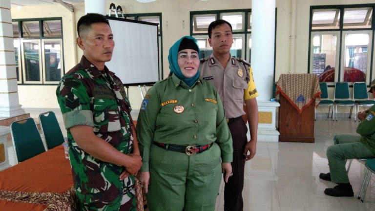 Satgas TMMD Dan Warga Bekerja Siang Malam Hasilkan Pekerjaan Yang Maksimal